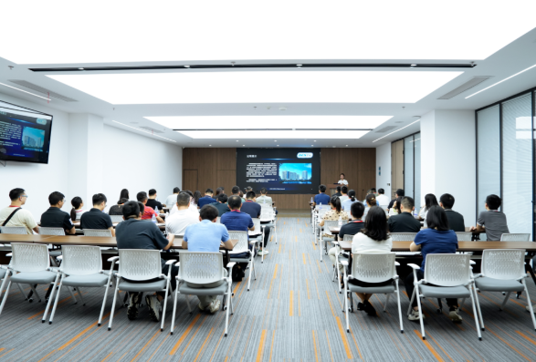 1763631829950988.png 0.png